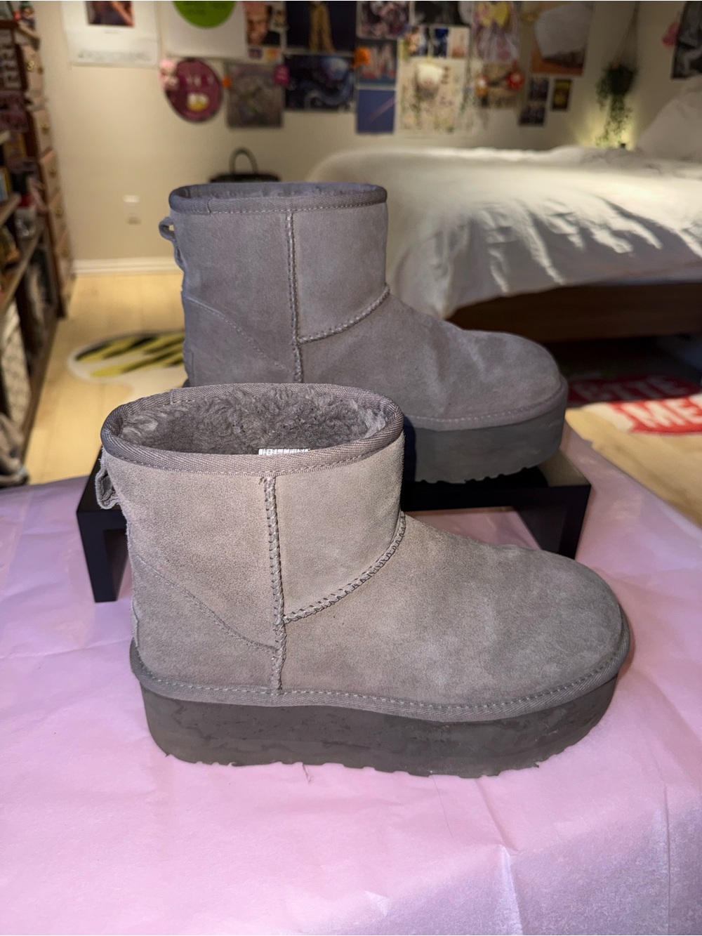 UGG Classic Ultra Mini Platform Boots Grey – Size 8 - Picture 4 of 14